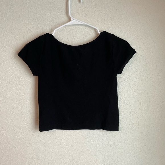 Bebe Classic Scoop Neck Black Crop Top size M/L-NWT - Picture 5 of 6